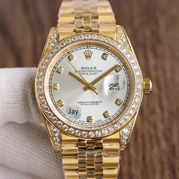 ¥600-2000 Fashionable and versatile watches