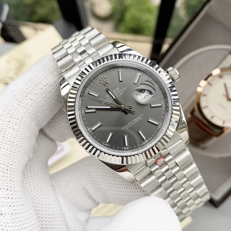 ¥600-2000 Fashionable and versatile watches