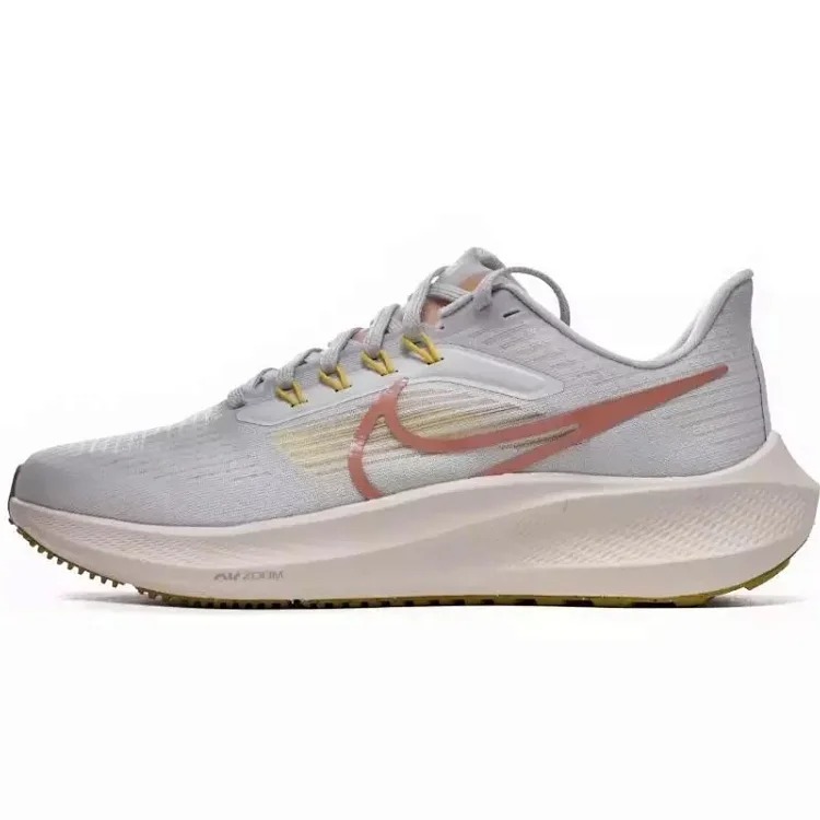 Zoom Pegasus 39
