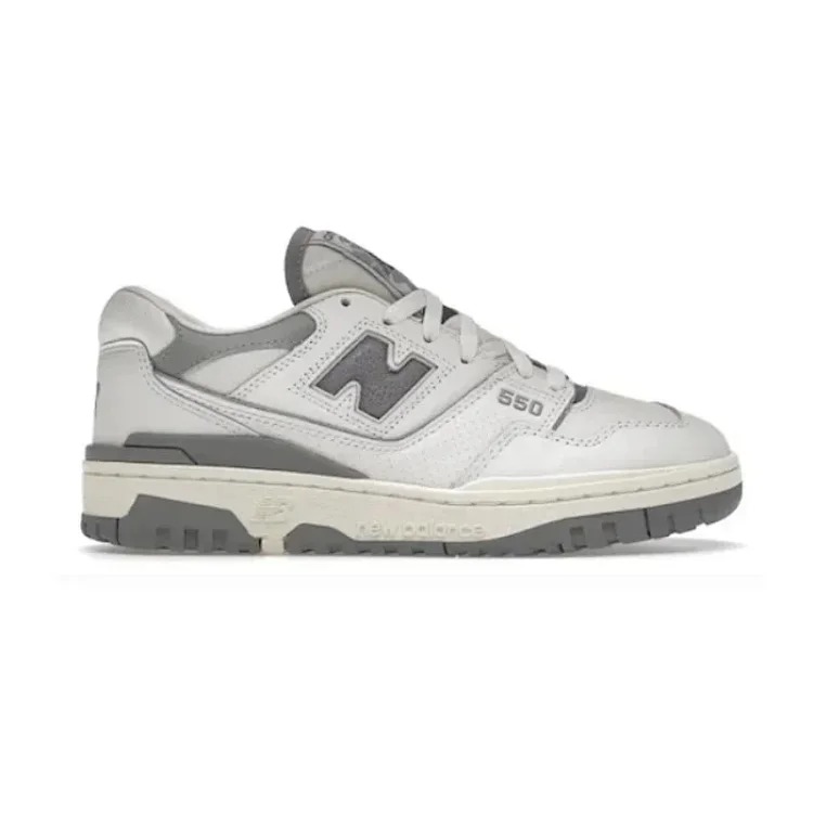 New Balance 550 Sneakers
