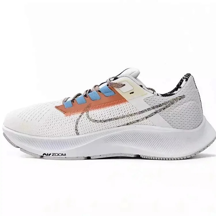 Zoom Pegasus 38 Sneakers