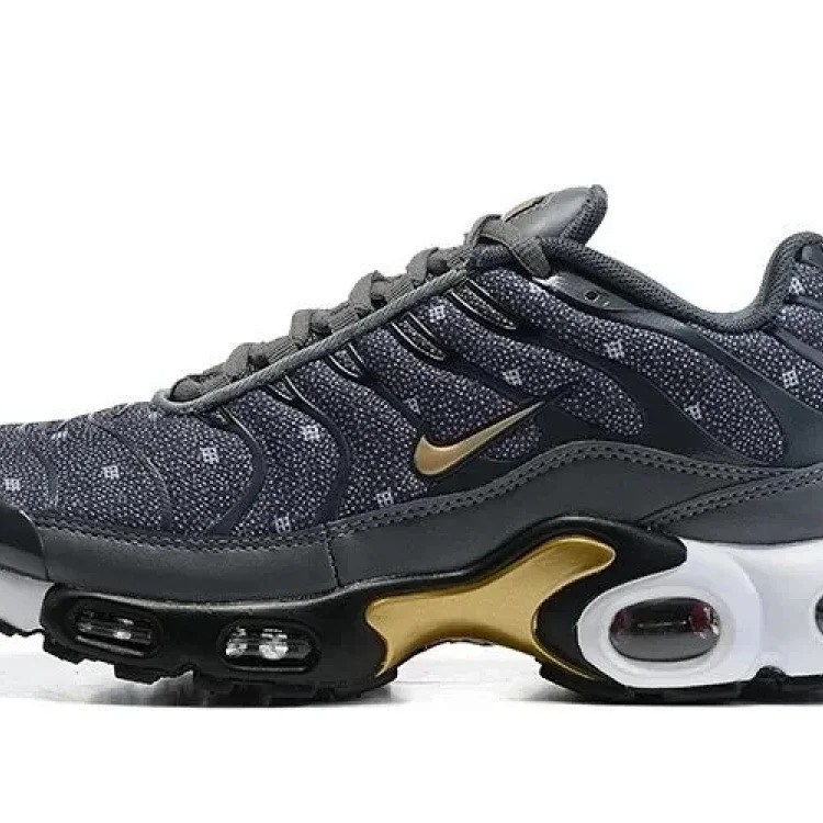 Nike Max Plus TN (2)Sneakers