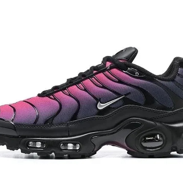 Nike Max Plus TN (2)Sneakers