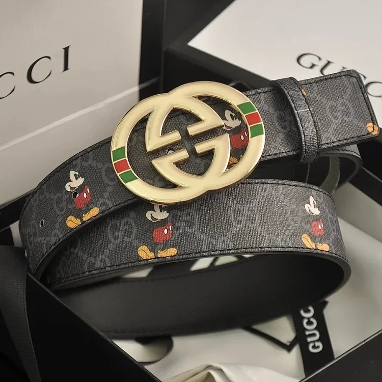 Fashionable and versatile belt 021