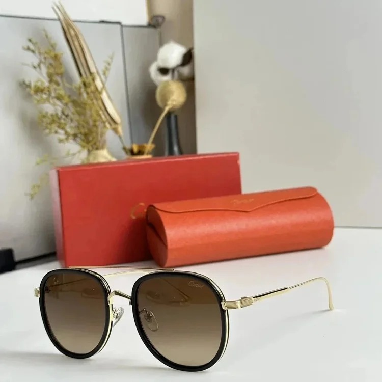 Chat’s fashionable and versatile anti-UV sunglasses