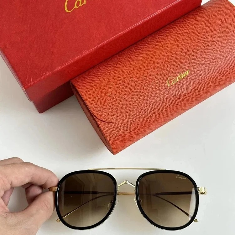 Chat’s fashionable and versatile anti-UV sunglasses