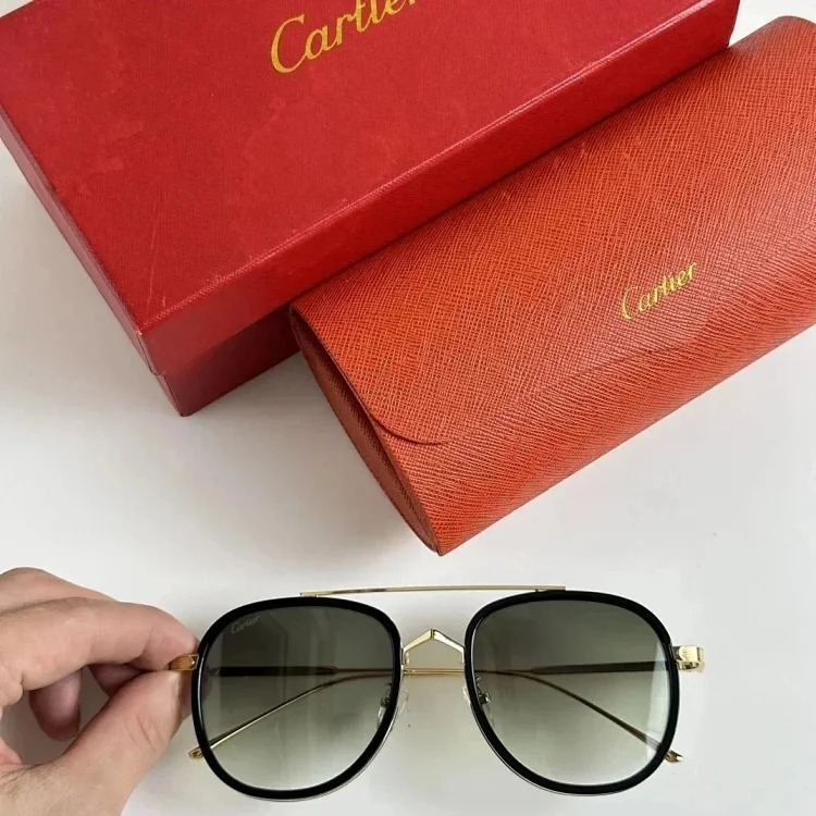 Chat’s fashionable and versatile anti-UV sunglasses