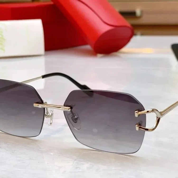 Chat’s fashionable and versatile anti-UV sunglasses
