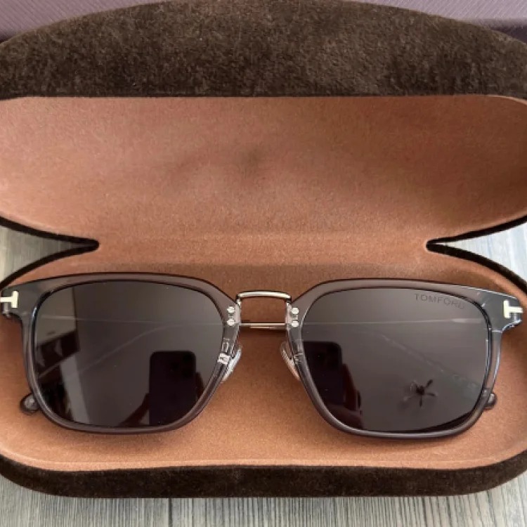 OG1 P glasses