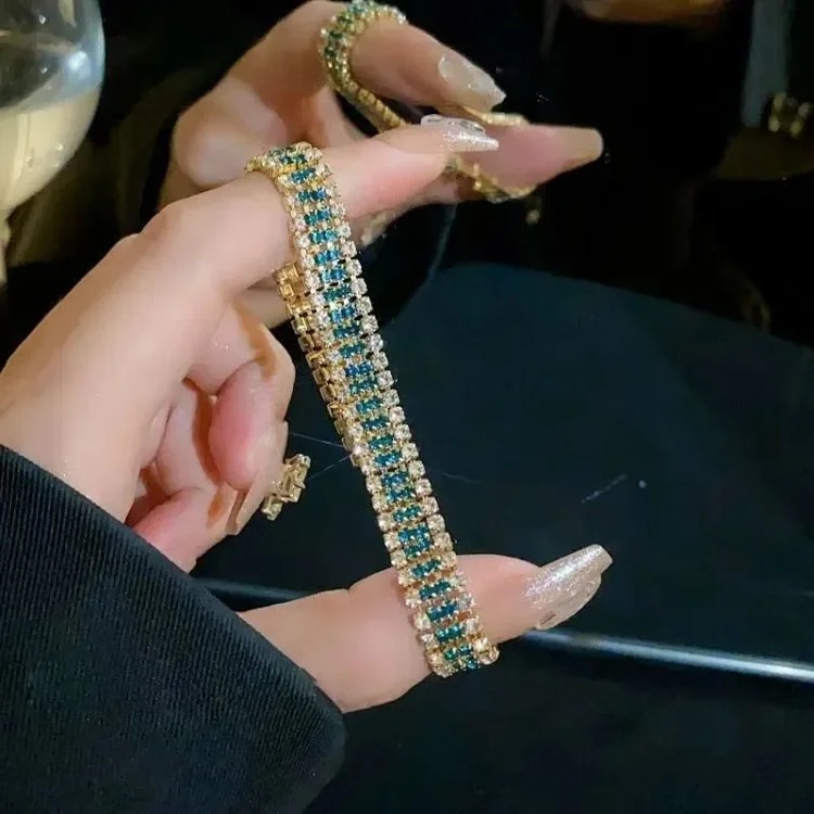 Classic bracelet