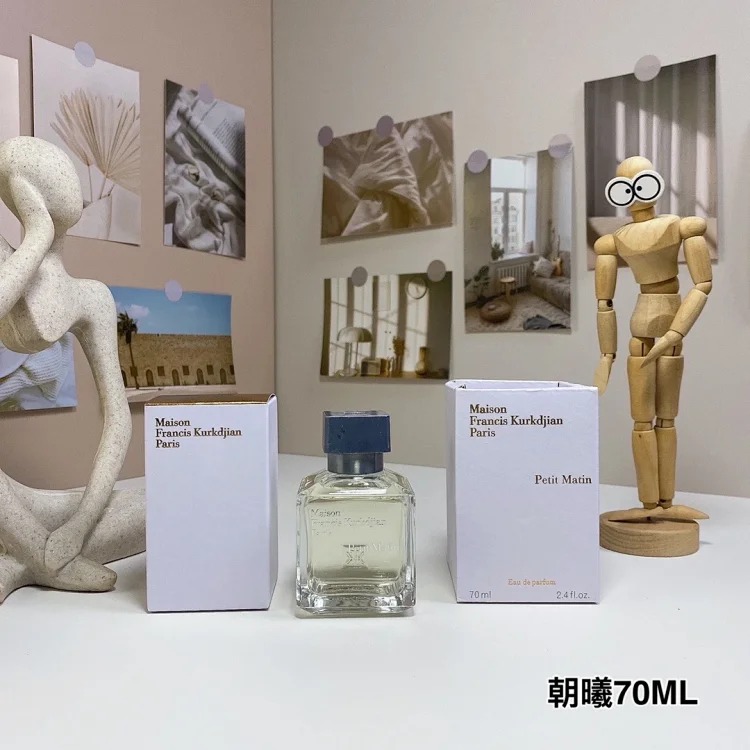 The Ku series collection is available in 70ml and 200ml. Customized products will not be returned or exchanged unless there are quality issues.