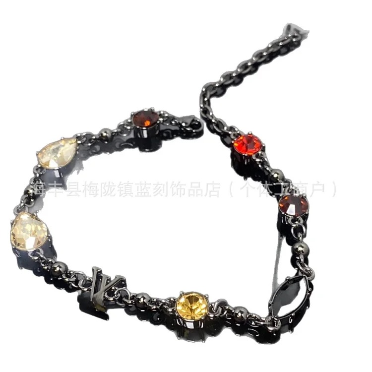 Popular home necklaces for men and women, high-end niche design, ins style, personalized luxury show style, same trend for couples