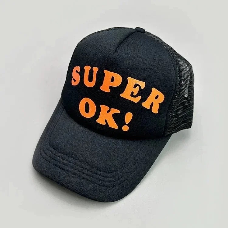 Youthful and trendy youthful fashion color block letter baseball cap