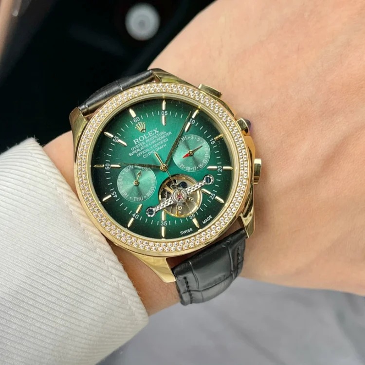Classic big-name watch-1-CY