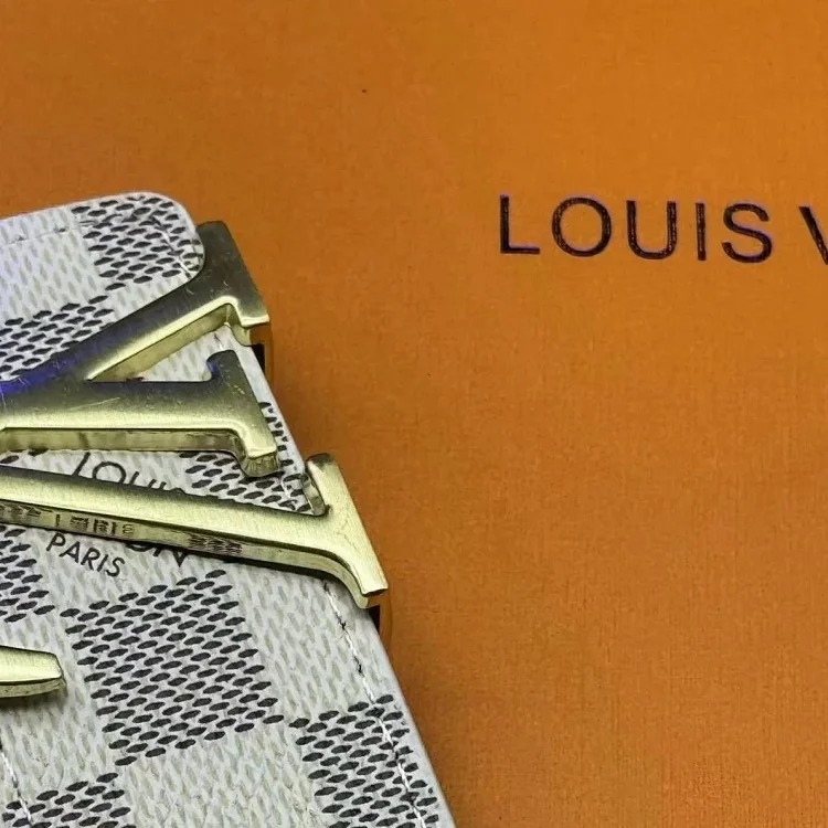 New L Men's Belt (returns and exchanges are not supported for non-quality issues)