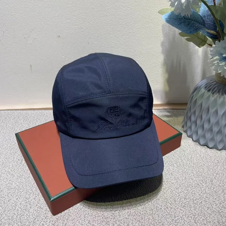 Men's and women's peaked caps