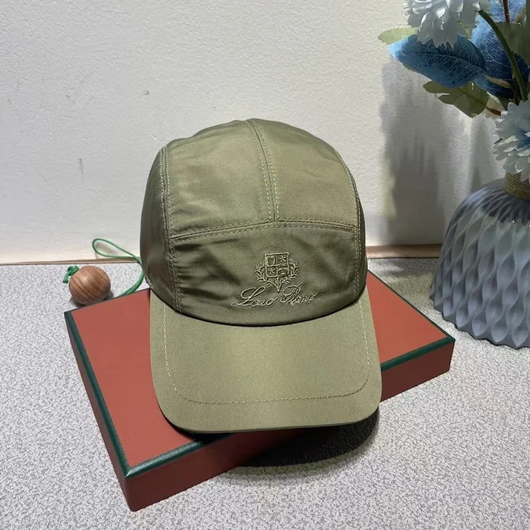 Men's and women's peaked caps