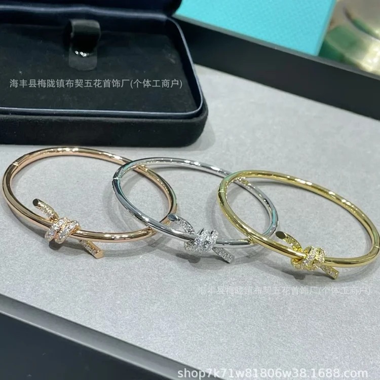 Cartier V gold high T family single circle knotted diamond bracelet for women glossy diamond full diamond tied love bracelet Seiko version