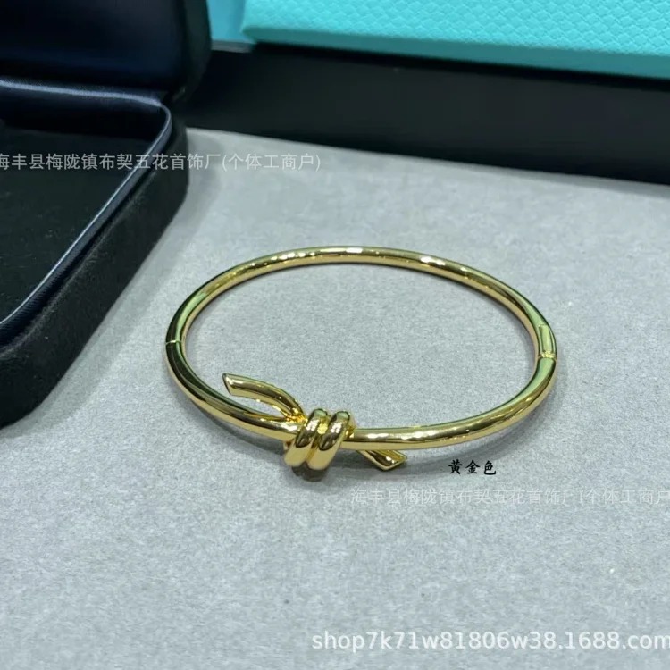 Cartier V gold high T family single circle knotted diamond bracelet for women glossy diamond full diamond tied love bracelet Seiko version
