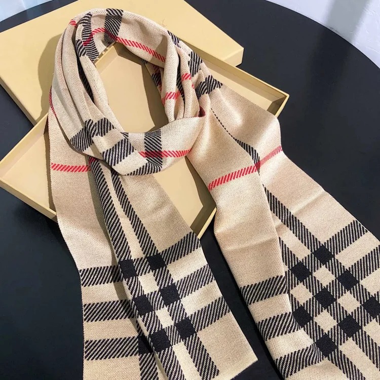 Double sided cashmere scarf