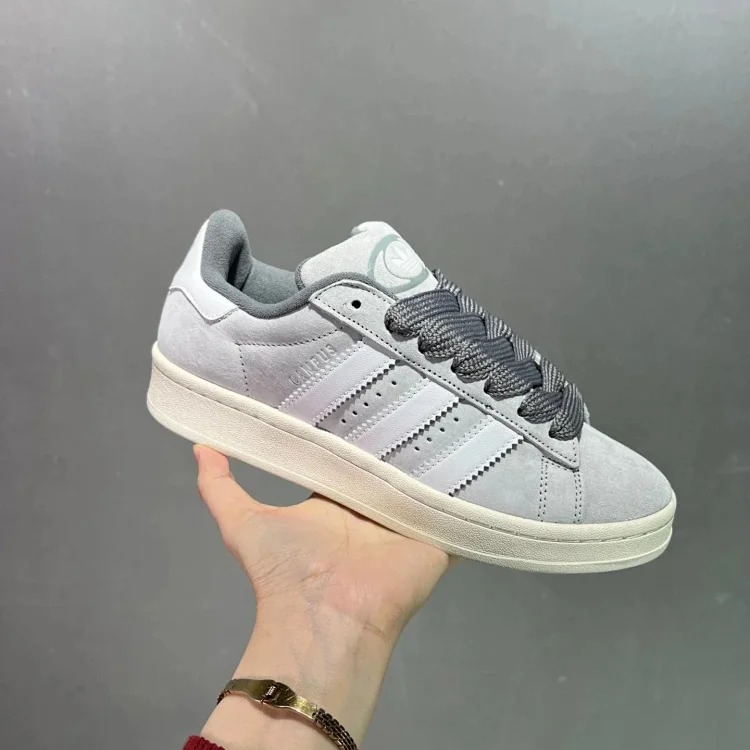 1013 AD classic retro Sneakers HQ8708
