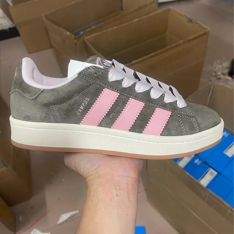 1013 AD classic retro Sneakers HQ8708