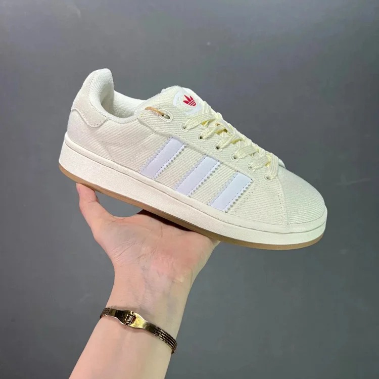 1013 AD classic retro Sneakers HQ8708