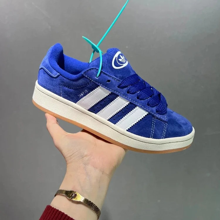 1013 AD classic retro Sneakers HQ8708