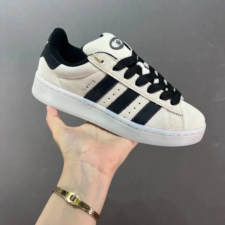 1013 AD classic retro Sneakers HQ8708