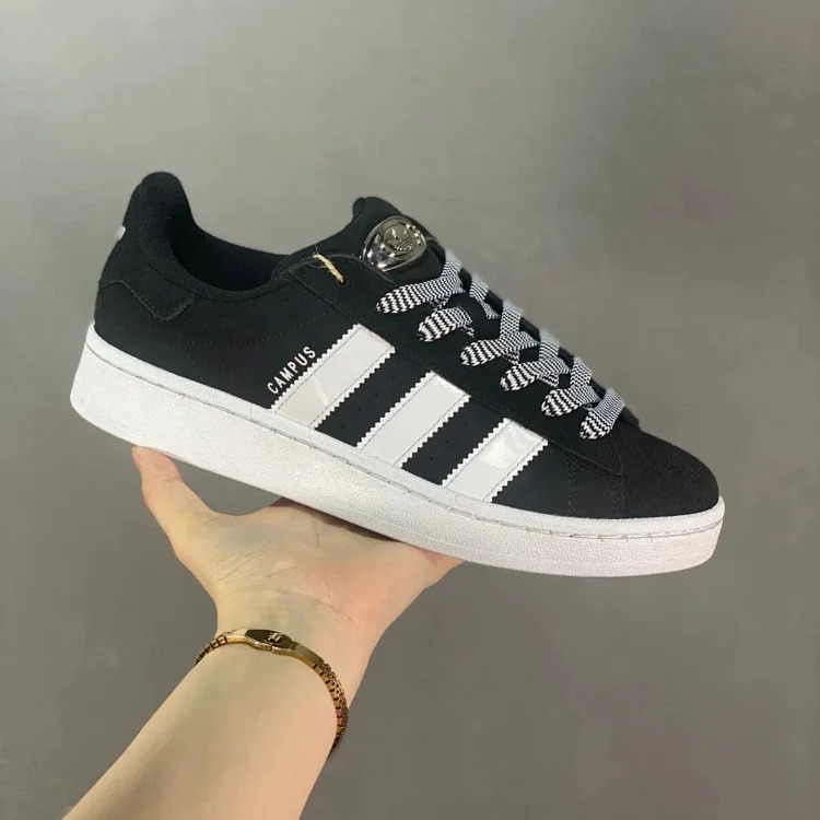 1013 AD classic retro Sneakers HQ8708