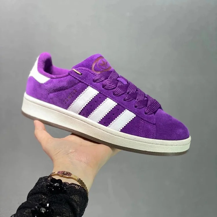 1013 AD classic retro Sneakers HQ8708