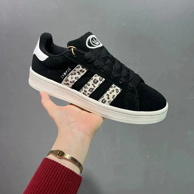 1013 AD classic retro Sneakers HQ8708