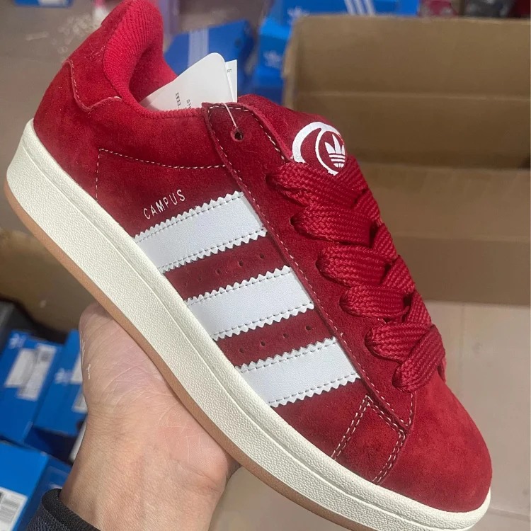 1013 AD classic retro Sneakers HQ8708