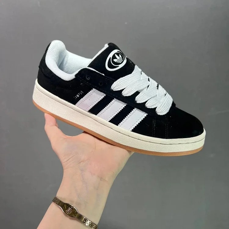 1013 AD classic retro Sneakers HQ8708