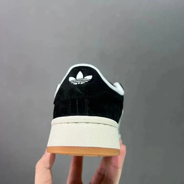 1013 AD classic retro Sneakers HQ8708