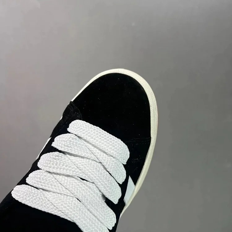 1013 AD classic retro Sneakers HQ8708