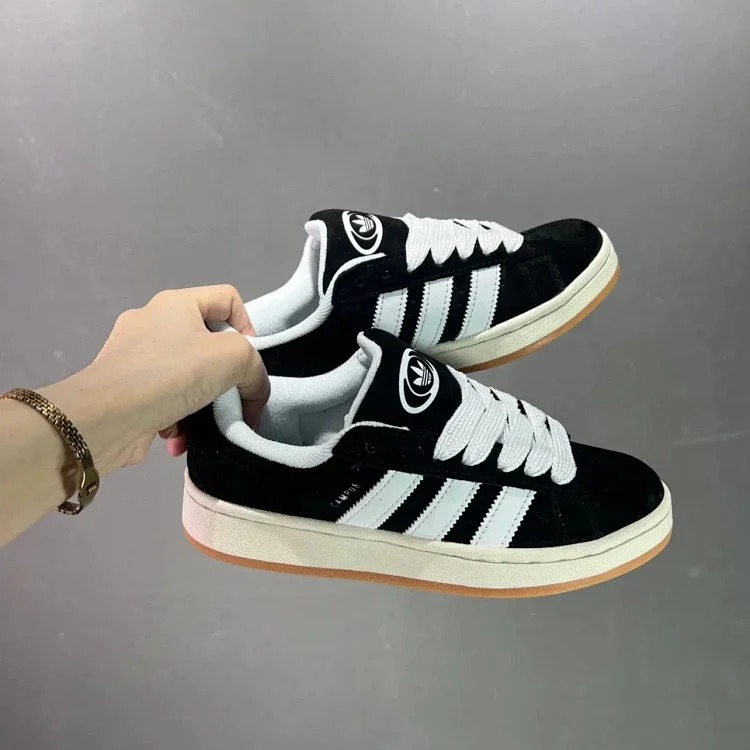 1013 AD classic retro Sneakers HQ8708
