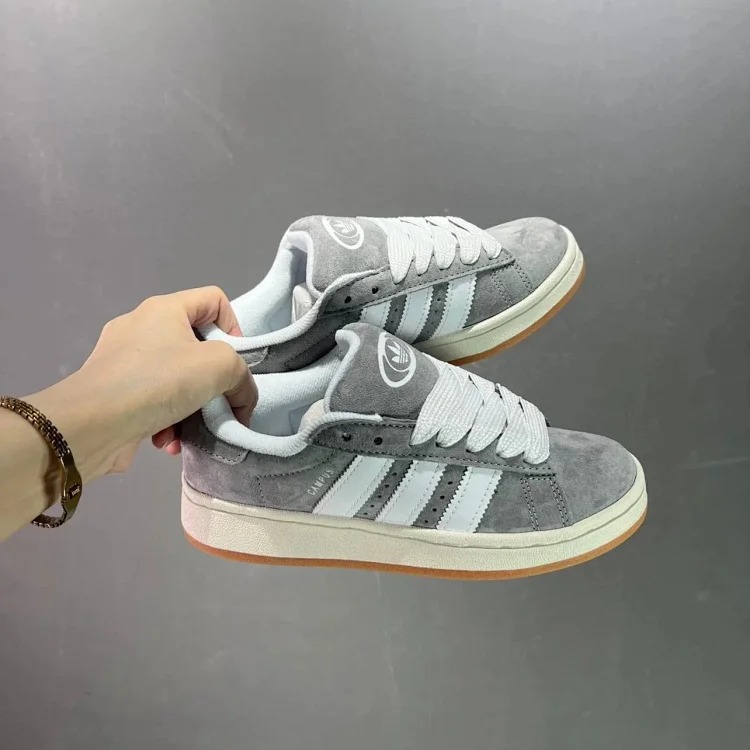 1013 AD classic retro Sneakers HQ8708