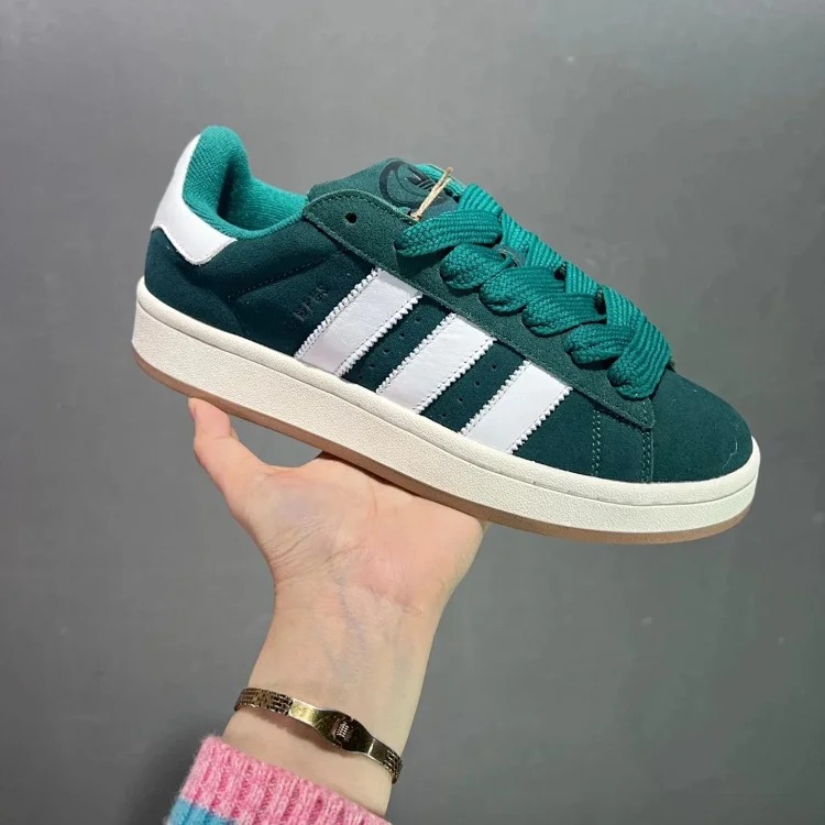 1013 AD classic retro Sneakers HQ8708