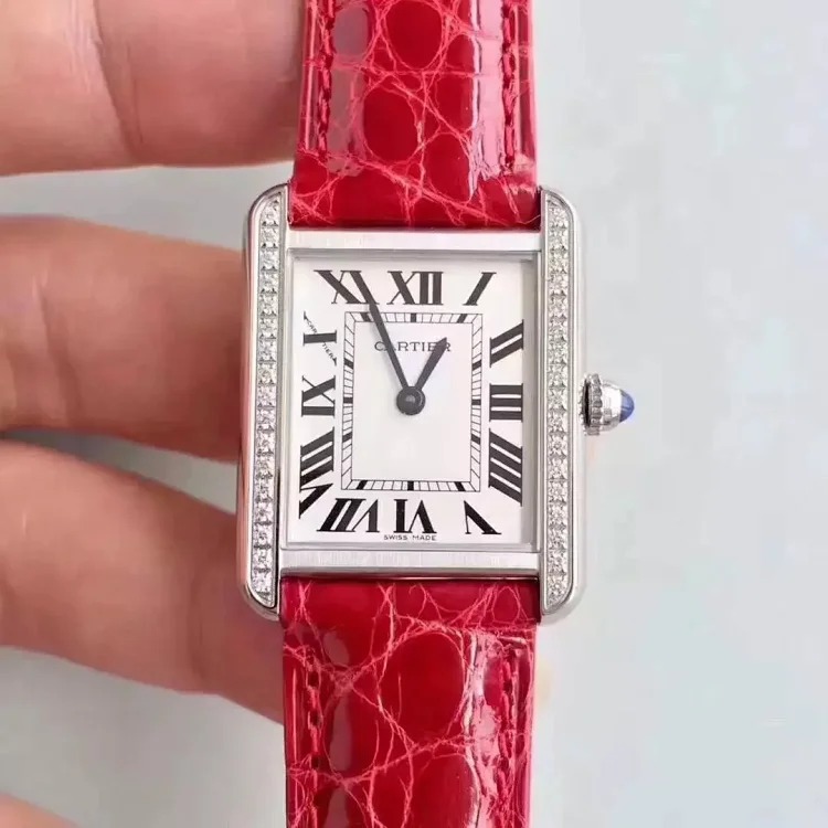 ¥490-750 Fashionable and versatile watches