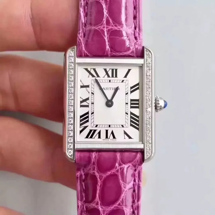 ¥490-750 Fashionable and versatile watches