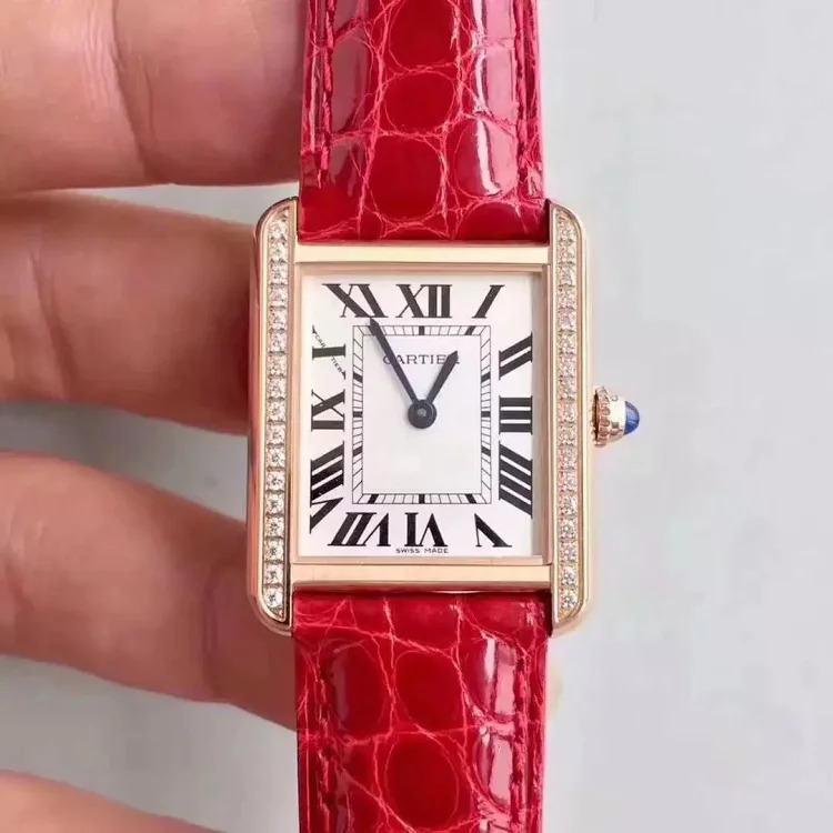 ¥490-750 Fashionable and versatile watches