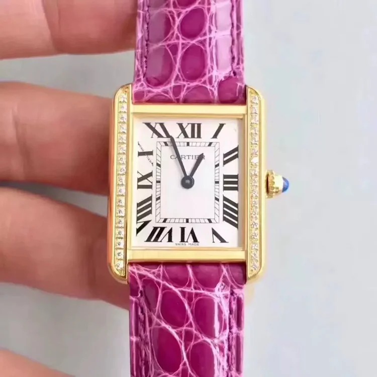 ¥490-750 Fashionable and versatile watches
