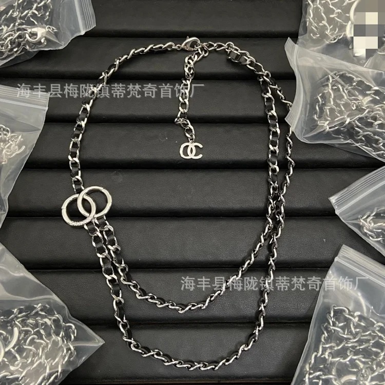Chanel High 25c new style small fragrance necklace for women European and American double C retro small fragrance clavicle chain pearl sweater chain wholesale
