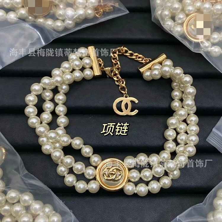 Chanel High 25c new style small fragrance necklace for women European and American double C retro small fragrance clavicle chain pearl sweater chain wholesale