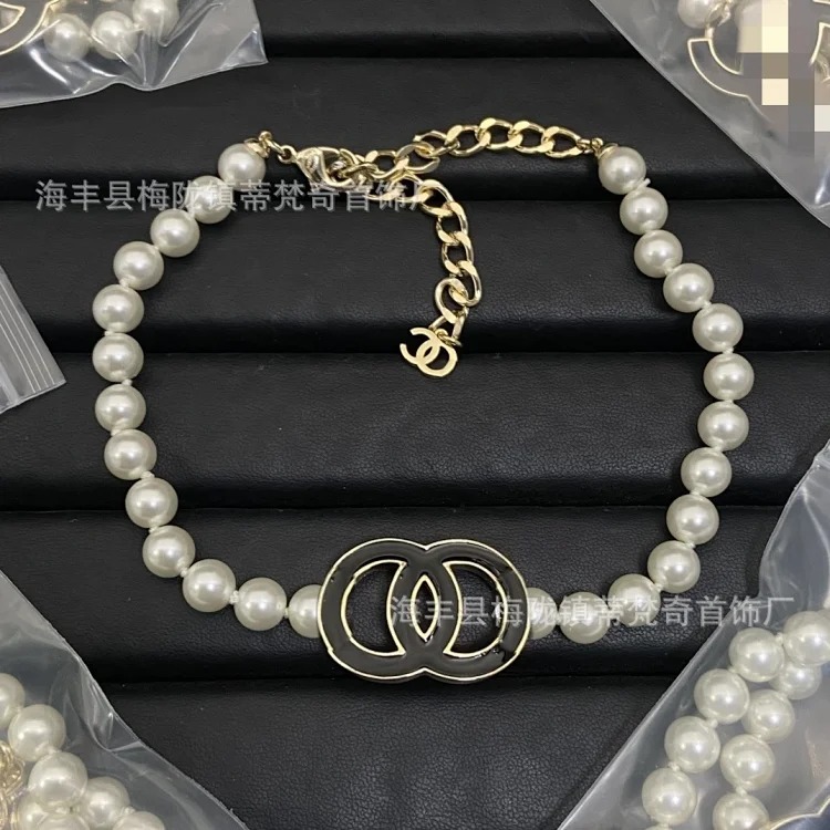 Chanel High 25c new style small fragrance necklace for women European and American double C retro small fragrance clavicle chain pearl sweater chain wholesale