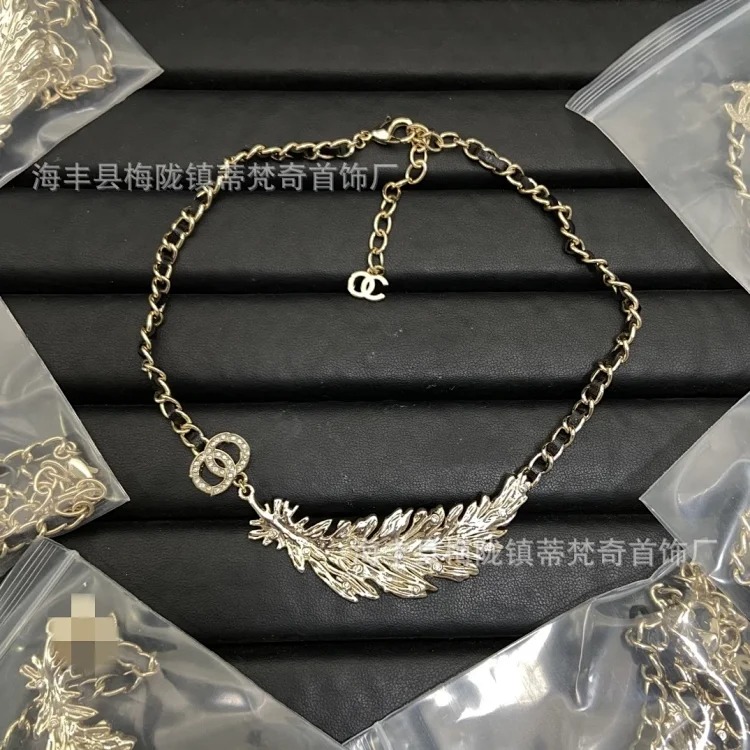Chanel High 25c new style small fragrance necklace for women European and American double C retro small fragrance clavicle chain pearl sweater chain wholesale