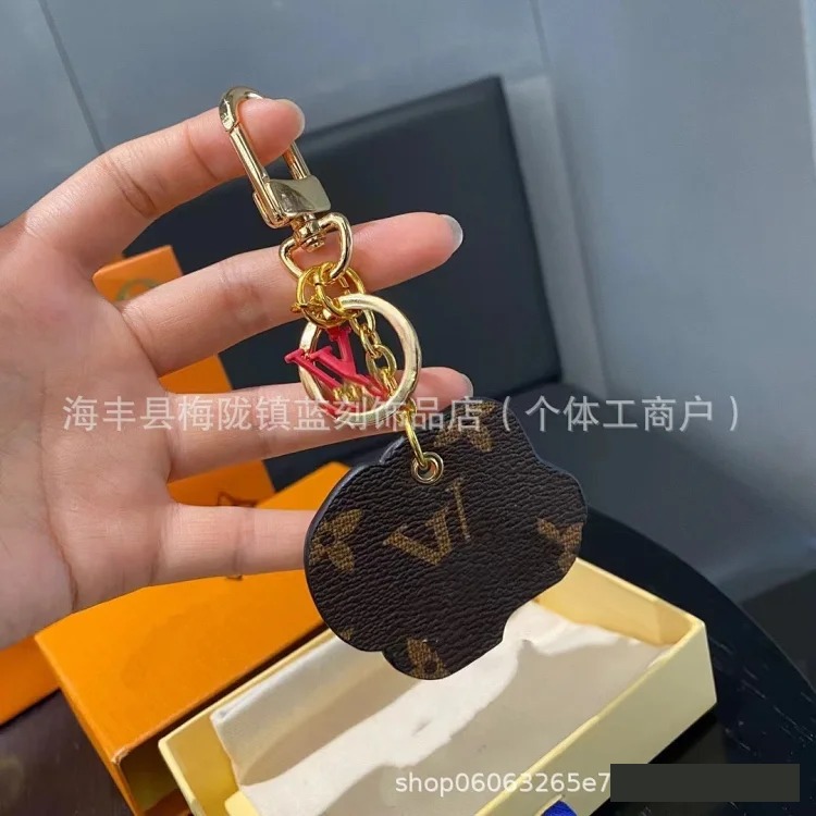 Louis Vuitton Creative Cartoon Dog Decoration Presbyopia Leather Accessories Alloy Pendant Keychain One Piece Dropshipping