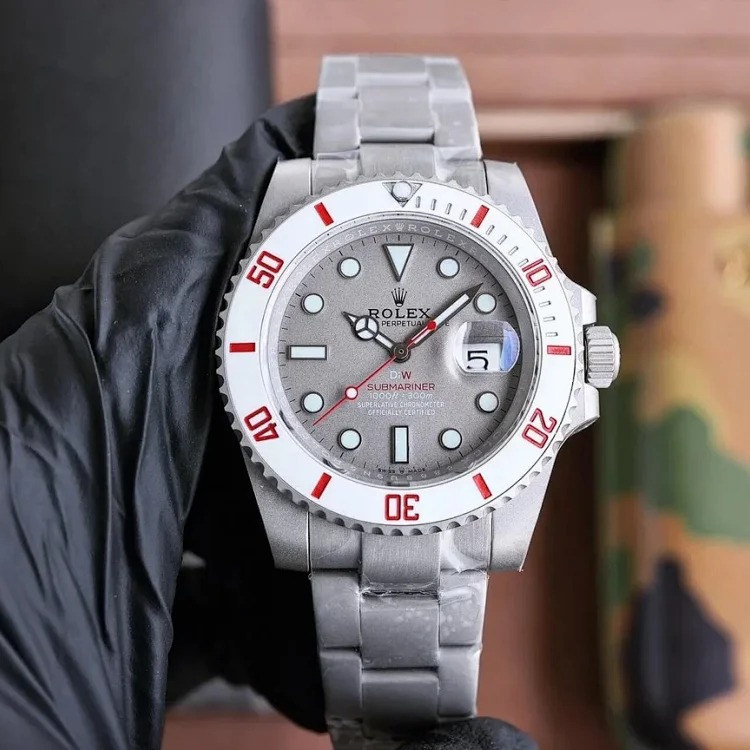 ¥700-1400 Fashionable and versatile watches