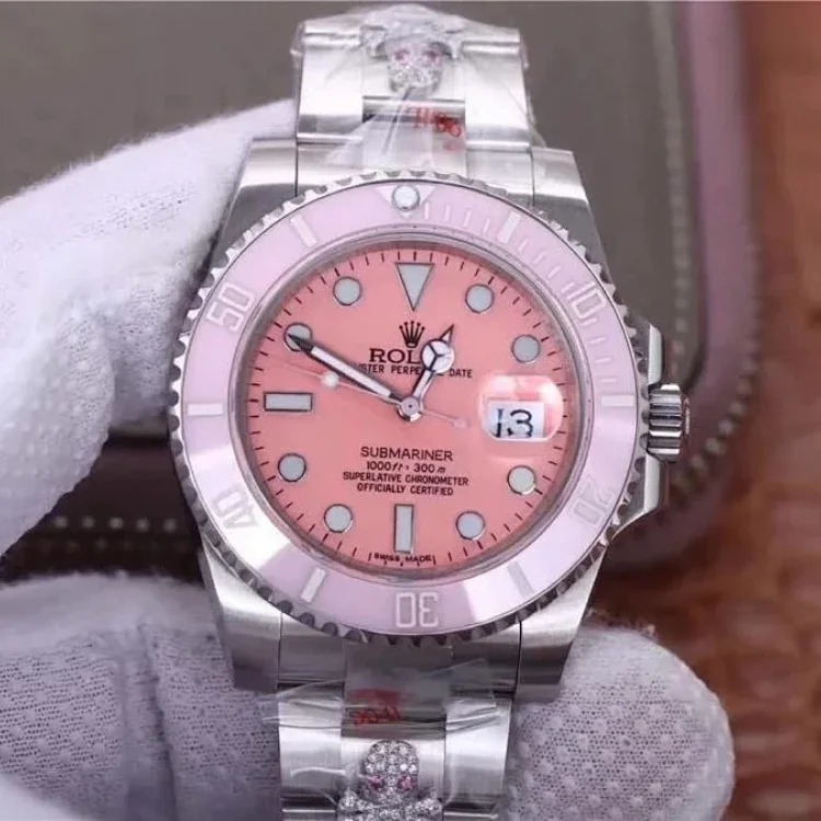 ¥700-1400 Fashionable and versatile watches